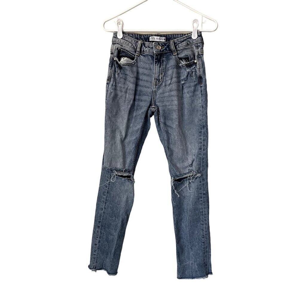 Zara ripped jeans light wash casual pockets‎ basic raw hem high rise mom jean